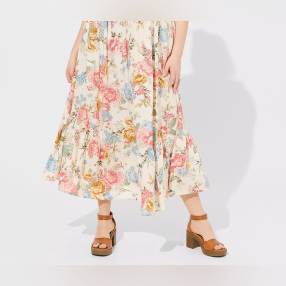 Torrid Plus Size Maxi Challis Ruffle Strap Tiered Dress in Lush Floral Dew - Picture 4 of 11